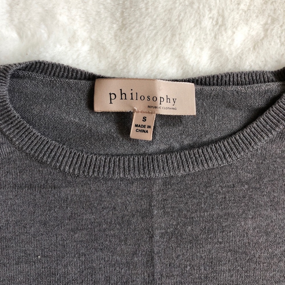 LIKE NEW Philosophy gray lightweight sweater